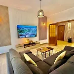Tiger Central Deluxe Apartment In Rome